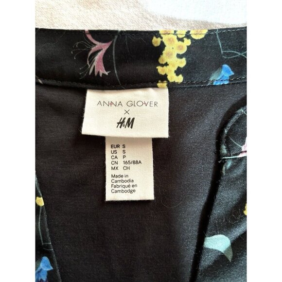 Anna Glover H&M Woman's Plus Size S Black Floral Print Top Spring Flowy Blouse - Picture 6 of 7